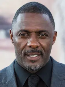 Photo portrait de l'acteur Idris Elba trouvé sur Allociné