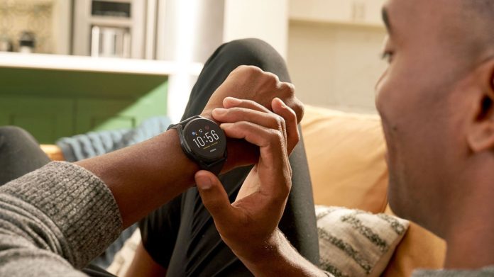 Une nouvelle montre connectée équipée de Wear OS serait commercialisé en automne par Fossil.