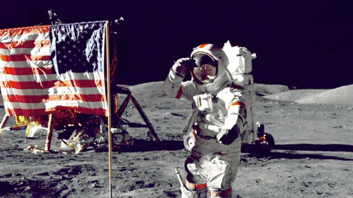 2 milliards de dollars sont prêts à être donnés à la NASA par Jeff Bezos pour construire un atterrisseur lunaire.
